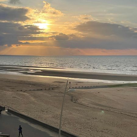 Appartement Vu Sur Mer Cabourg Esterno foto